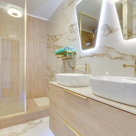 アパート Luxury 75m2 With Eiffel Tower View, Metro 1 Min, Parking