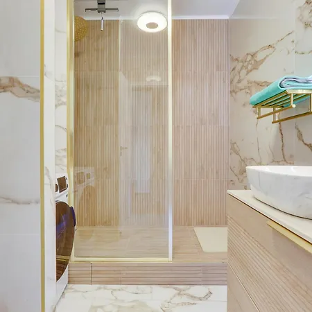 Apartmán Luxury 75m2 With Eiffel Tower View, Metro 1 Min, Parking *