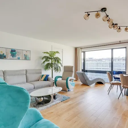 Apartmán Luxury 75m2 With Eiffel Tower View, Metro 1 Min, Parking