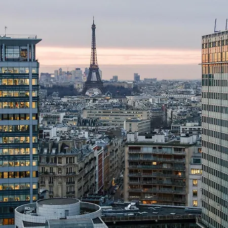 Luxury 75m2 With Eiffel Tower View, Metro 1 Min, Parking 公寓 *