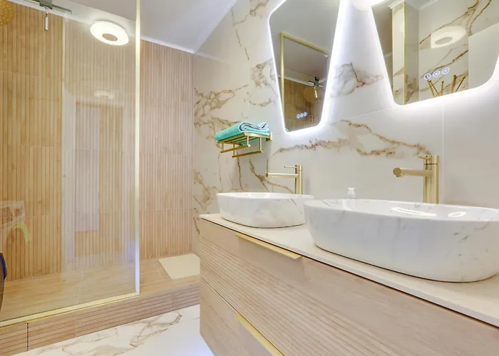 アパート Luxury 75m2 With Eiffel Tower View, Metro 1 Min, Parking